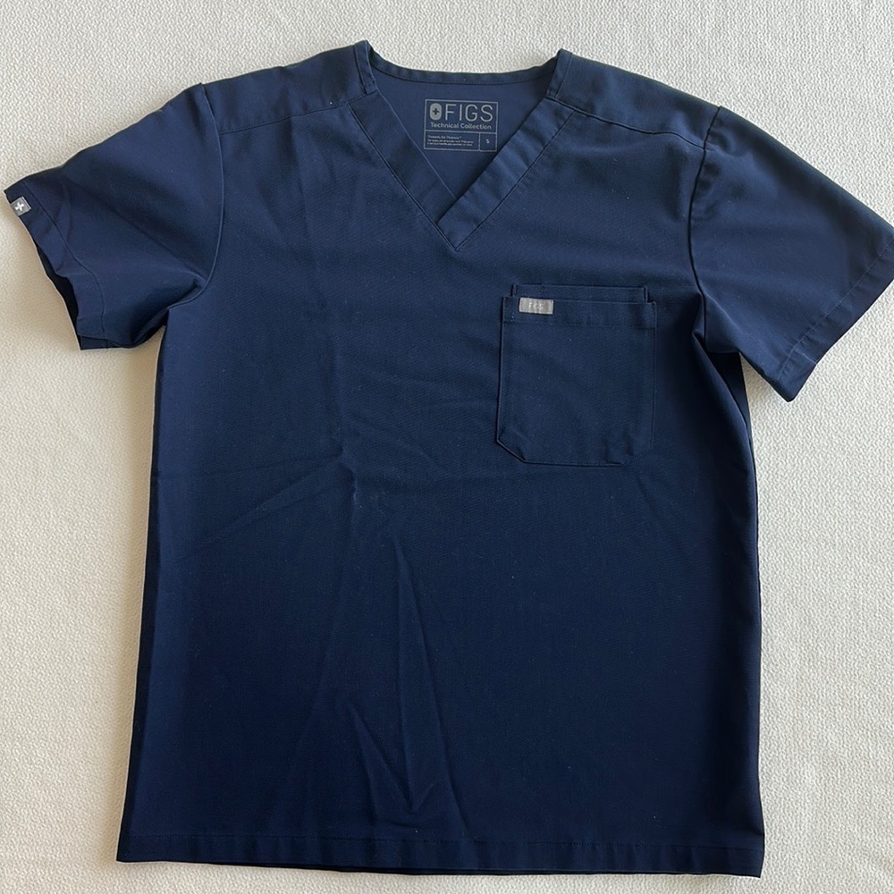 Men’s Figs Scrub Top Leon 3 Pocket Size Small in Navy Blue